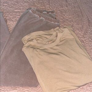 Skims leggings, and T-shirt Set